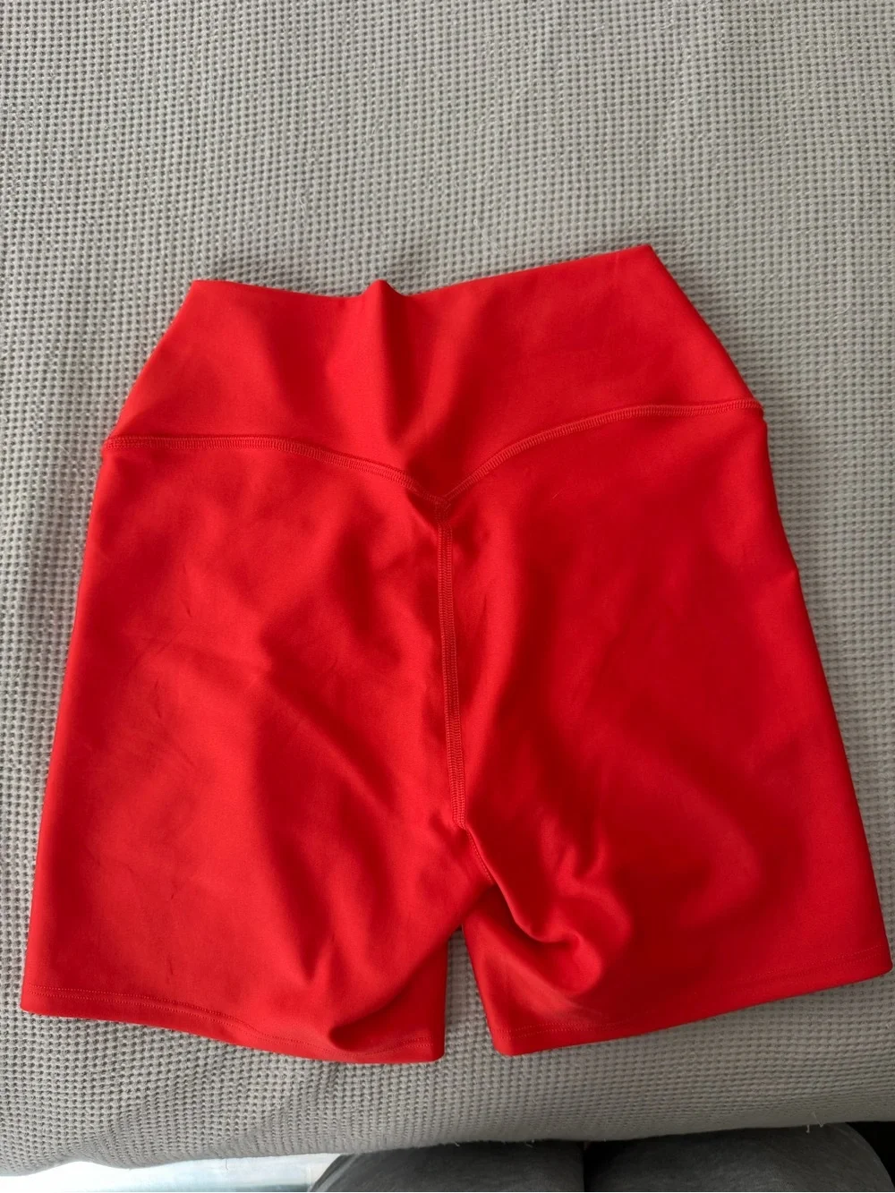 ALO Yoga excellent color